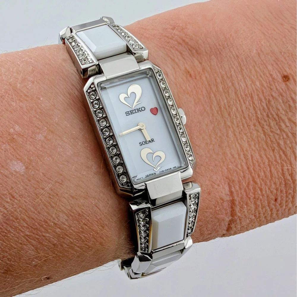 Seiko Solar Tressia White Ceramic Go Red Special Edition Box Papers Links